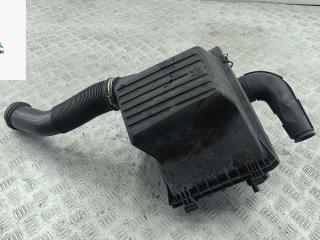 корпус воздушного фильтра Volkswagen Golf 3 поколение 1997, 1.8 л., бензин, АКПП, зелёный, хетчбэк 5 дв.