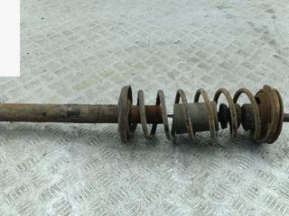 стойка передняя Volkswagen Golf 3 поколение 1997, 1.6 л., бензин, МКПП, красный, хетчбэк 3 дв.