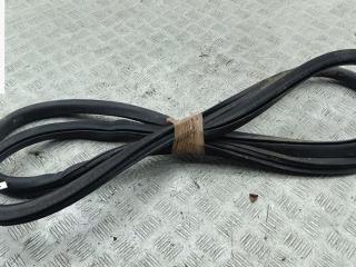 уплотнитель двери Volkswagen Passat B6 2008, 2.0 л., дизель, АКПП, чёрный, универсал