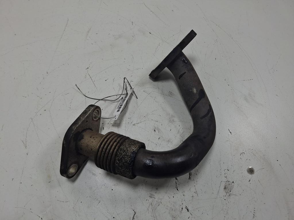 трубка системы рециркуляции EGR Volkswagen Passat B6 2006, 2.0 л., дизель, МКПП, красный, универсал, 03G131521R