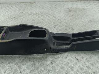 консоль салона (центральная часть) SEAT Leon 2 поколение 2006, 1.6 л., бензин, МКПП, красный, хетчбэк 5 дв.