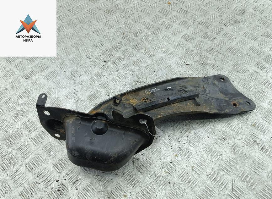 рычаг задний Volkswagen Passat B7 2013, 2.0 л., дизель, МКПП, чёрный, универсал - фото №1