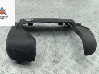 декоративная крышка двигателя Volkswagen Golf 5 поколение 2005, 2.0 л., бензин, МКПП, чёрный, хетчбэк 3 дв.