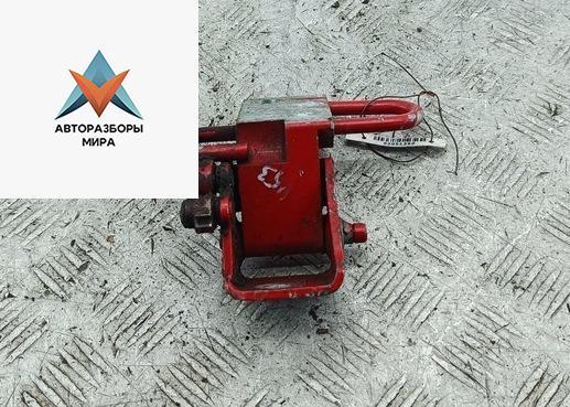 петля двери Volkswagen Passat B6 2008, красный, универсал - фото №1