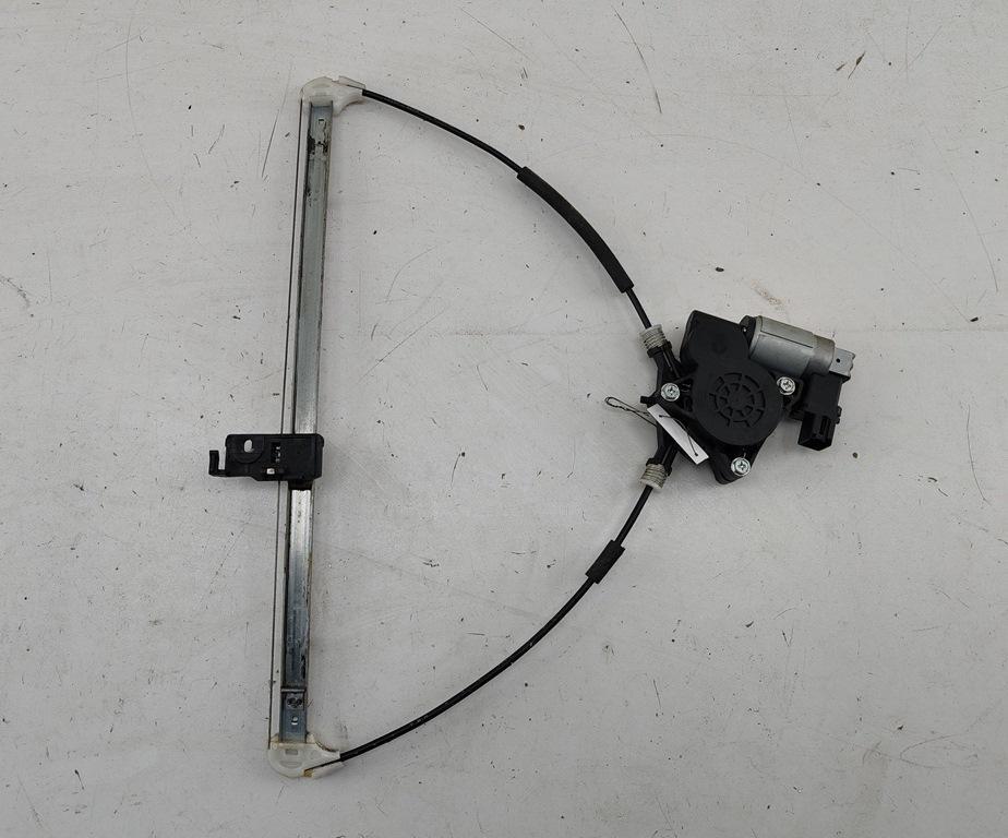 стеклоподъемник электрический задний правый Mazda 5 2006, 2.0 л., дизель, МКПП, серый, минивэн
