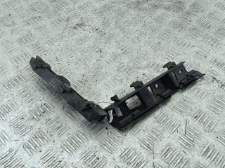 кронштейн переднего бампера Volkswagen Passat B6 2008, 2.0 л., дизель, АКПП, чёрный, универсал