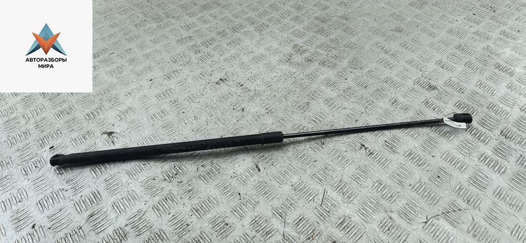 амортизатор капота Volkswagen Passat B6 2008, универсал - фото №1