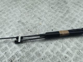 амортизатор крышки багажника (3-5 двери) Volkswagen Passat B7 2013, 2.0 л., дизель, МКПП, чёрный, универсал