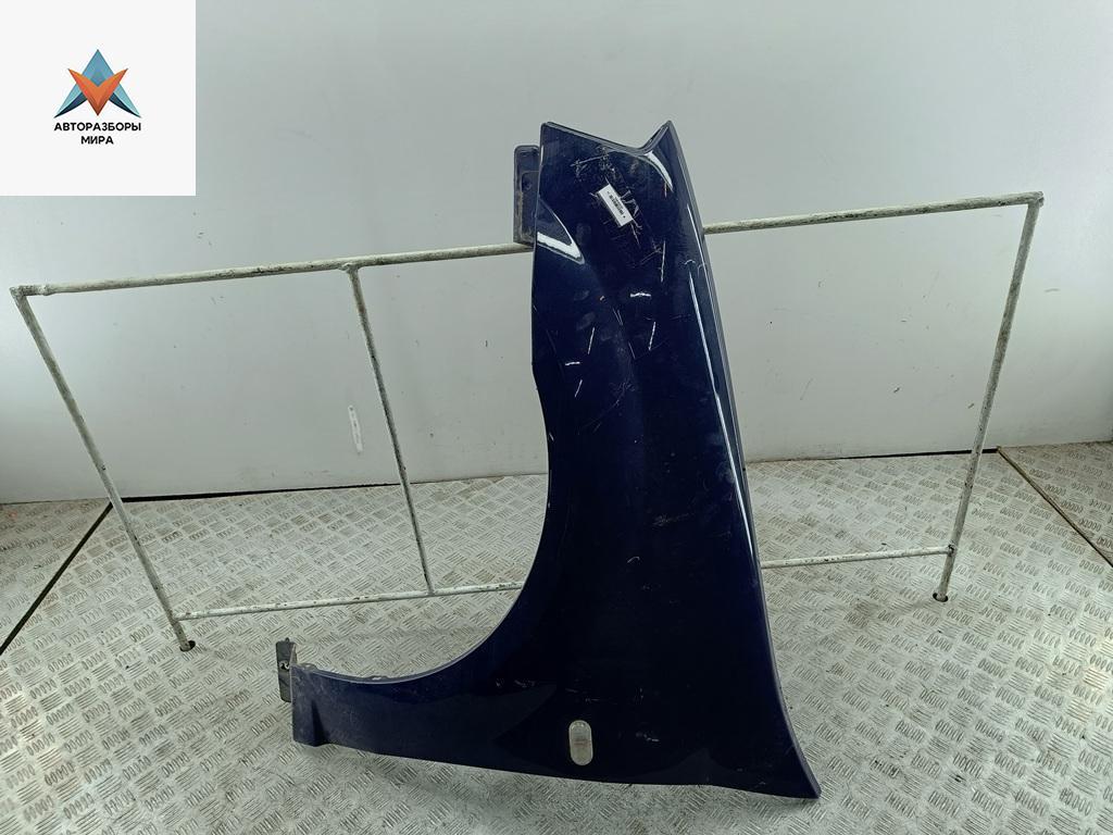 крыло переднее левое Dacia (Renault) Logan 2007, 1.5 л., дизель, МКПП, синий, универсал - фото №1