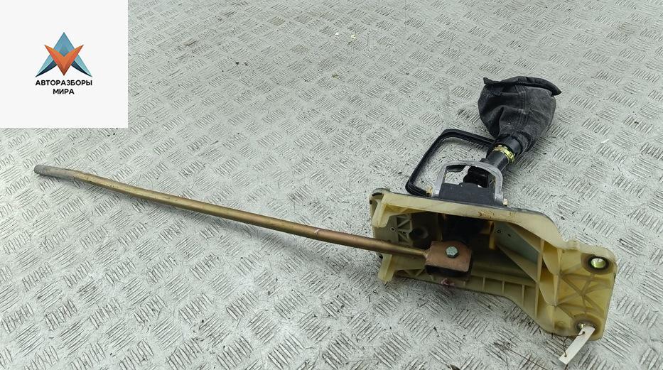 кулиса Volkswagen Golf 4 поколение 2000, 1.4 л., бензин, МКПП, серый, универсал - фото №1