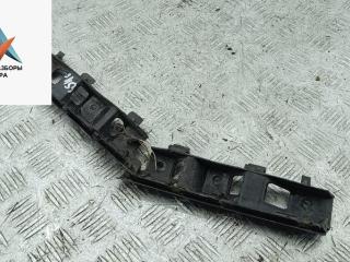 кронштейн переднего бампера Volkswagen Passat B6 2008, 1.9 л., дизель, МКПП, красный, универсал