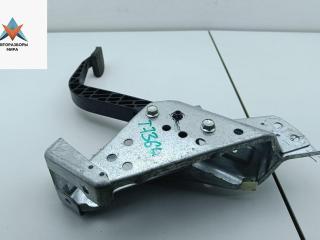 педаль сцепления Opel Zafira 1 поколение (A) [рестайлинг] 2004, 2.0 л., дизель, МКПП, белый, минивэн, 90581106