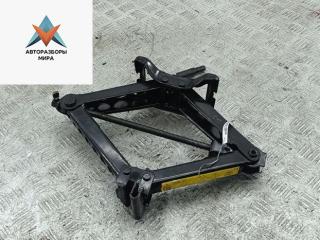 домкрат Ford Focus 2 поколение [рестайлинг] 2009, 1.6 л., дизель, МКПП, чёрный, универсал, 3M5117080C