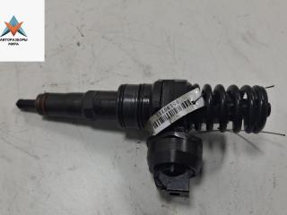 форсунка Volkswagen Passat B6 2006, 2.0 л., дизель, МКПП, красный, универсал, 038130073BQ