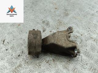 кронштейн КПП Audi A6 4B/C5 1998, 2.4 л., бензин, МКПП, зелёный, седан, 8D0399113AB