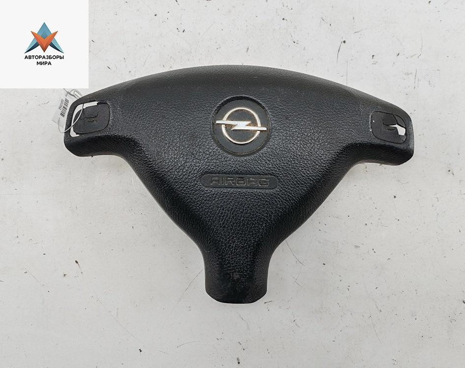 подушка безопасности водителя Opel Astra G 1999, 1.6 л., бензин, МКПП, зелёный, хетчбэк 5 дв. - фото №1