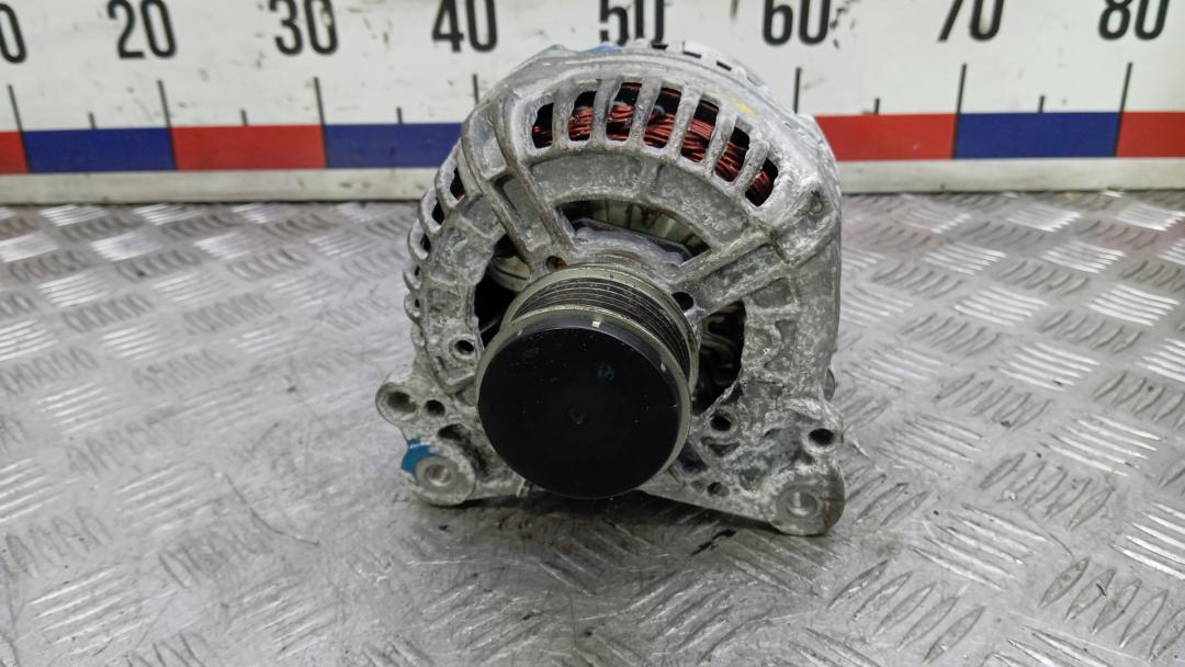 генератор Skoda Superb 2 поколение 2010, 1.9 л., D TDI PD, дизель, МКПП, хетчбэк 5 дв., 11134N-WB - фото №1