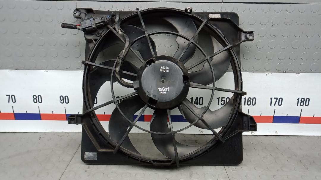 вентилятор радиатора Kia Sorento 3 поколение 2015, 2.2 л., дизель, МКПП, внедорожник 5 дв. - фото №1
