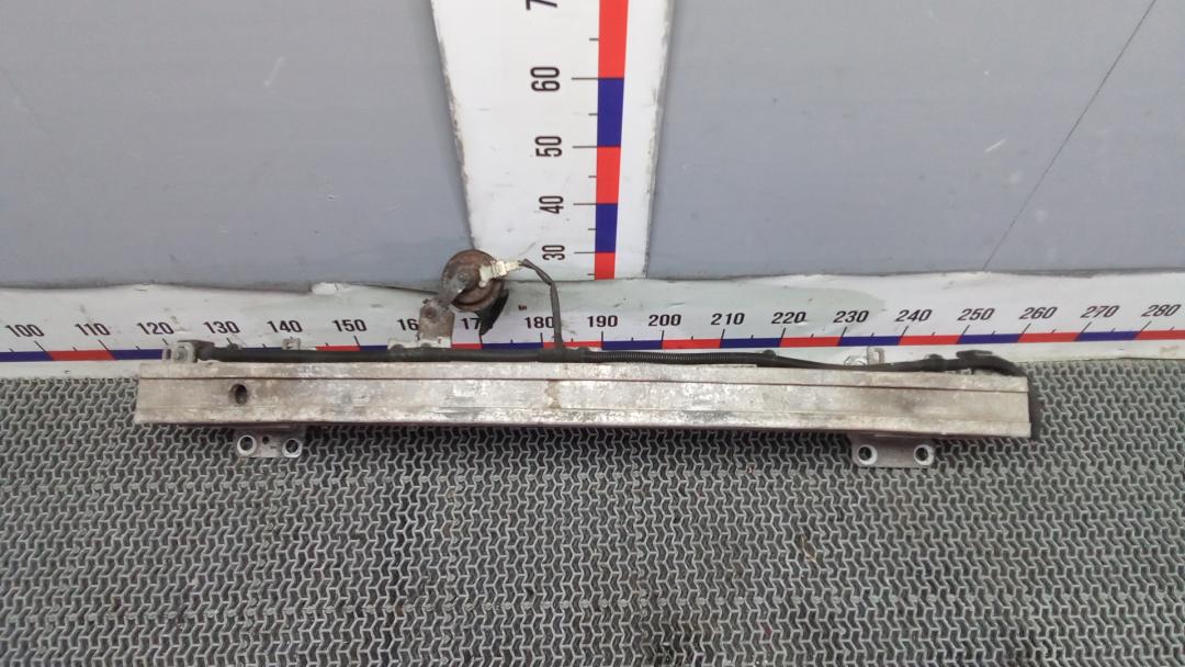 усилитель бампера переднего Renault Megane 3 поколение 2010, 1.5 л., дизель, МКПП, универсал - фото №1