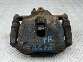 суппорт передний правый Toyota C-HR 1 поколение 2017, 1.2 л., бензин, МКПП