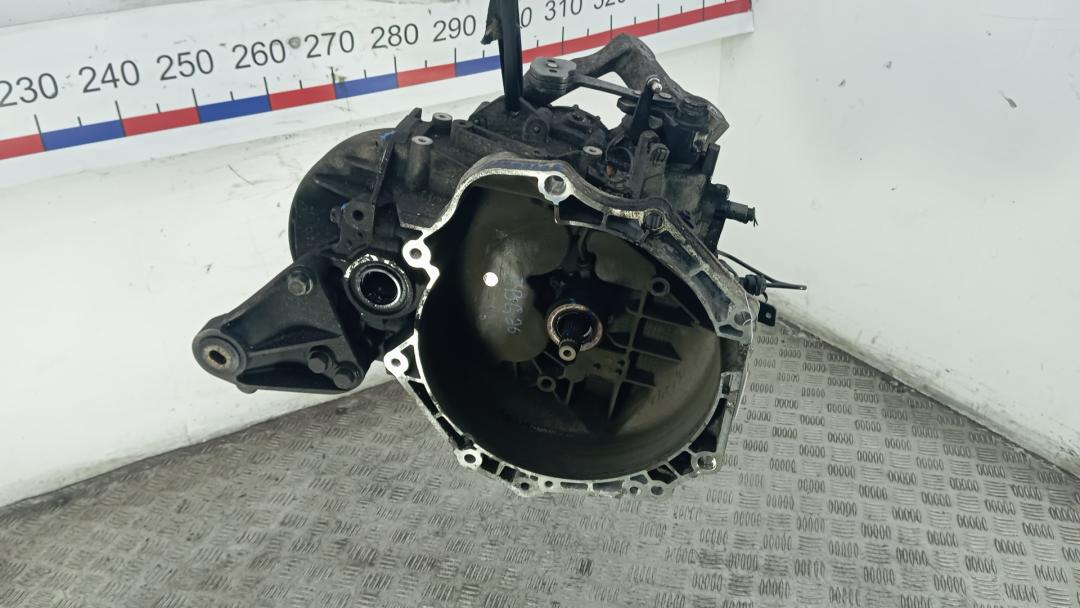 МКПП Opel Insignia 2 поколение (B) 2017, 1.6 л., дизель, МКПП, хетчбэк 5 дв., 55502625 - фото №1