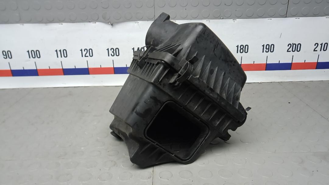 корпус воздушного фильтра Jeep Grand Cherokee WK2 2012, 3.0 л., дизель, АКПП, внедорожник 5 дв. - фото №1