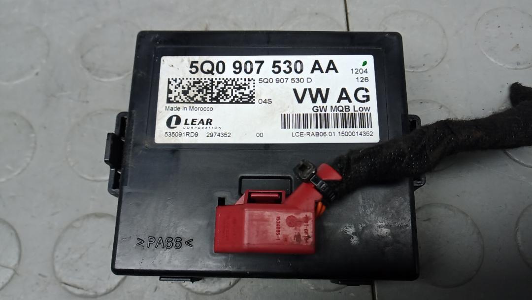 блок управления (другие) Skoda Octavia 3 поколение (A7) 2015, 1.6 л., дизель, МКПП, хетчбэк 5 дв. - фото №1