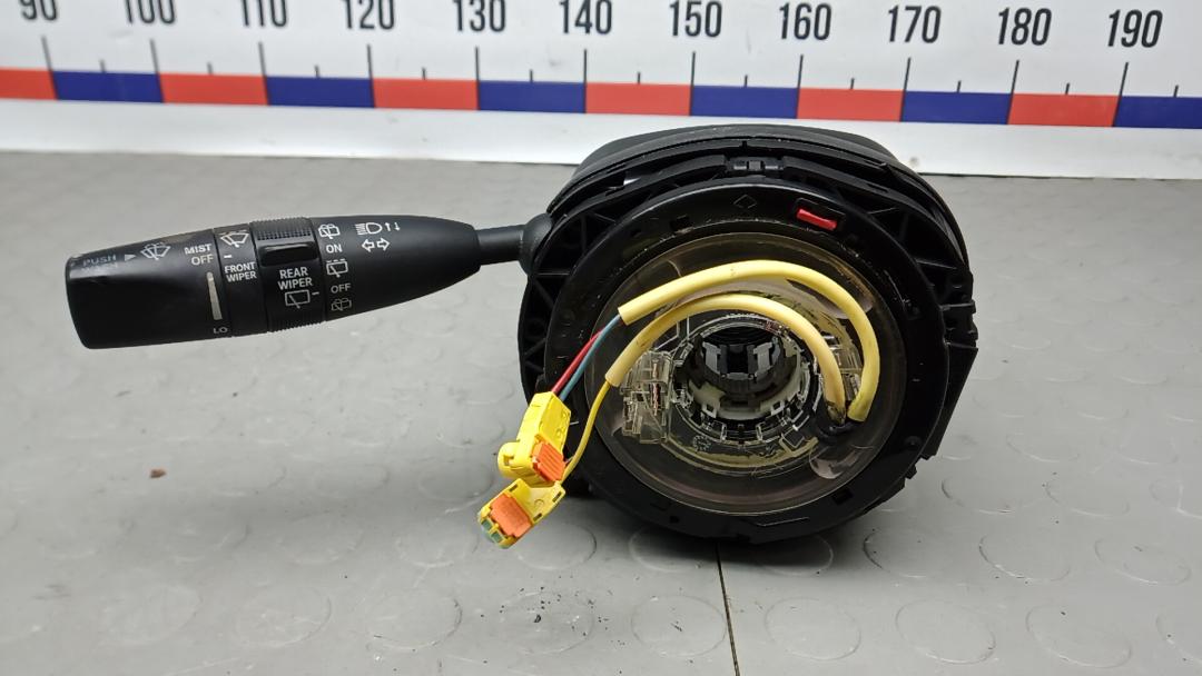 переключатель подрулевой Jeep Grand Cherokee WK2 2012, 3.0 л., дизель, АКПП, внедорожник 5 дв. - фото №1