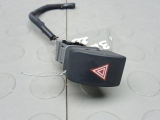 кнопка аварийной сигнализации Toyota C-HR 1 поколение 2017, 1.2 л., бензин, МКПП