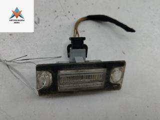 подсветка номера Audi A4 B5 1996, 1.6 л., бензин, МКПП, серый, седан, 8D0943021