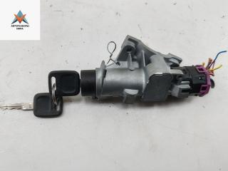 замок зажигания Audi A4 B5 1995, 1.6 л., бензин, МКПП, зелёный, седан, 4D0905851A