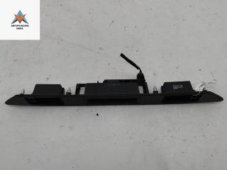 накладка подсветки номера Audi A3 8P/8PA [рестайлинг] 2005, 2.0 л., дизель, АКПП, серый, хетчбэк 5 дв., 8P48275743FZ