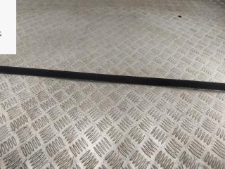 молдинг двери передней левой BMW 3 серия E46 [рестайлинг] 2004, 2.0 л., бензин, МКПП, серый, седан, 8208449