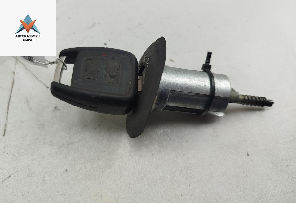 замок зажигания Opel Astra G 2002, 1.6 л., бензин, МКПП, синий, универсал - фото №1