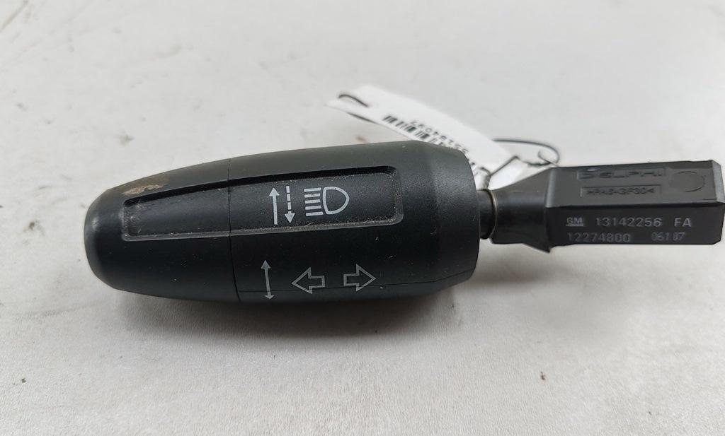переключатель поворотов Opel Corsa D 2007, 1.2 л., бензин, робот, серый, хетчбэк 5 дв., 13142256 - фото №1
