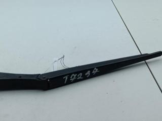 Щеткодержатель (поводок стеклоочистителя) передний Ford Focus 1 поколение [рестайлинг] 2003, 1.6 л., i, бензин, МКПП, красный, хетчбэк 5 дв.