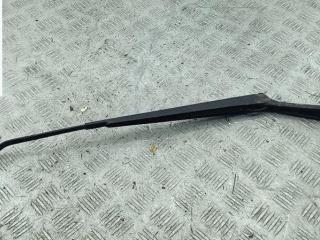 Щеткодержатель (поводок стеклоочистителя) передний Ford Focus 1 поколение [рестайлинг] 2003, 1.6 л., i, бензин, МКПП, синий, хетчбэк 3 дв.