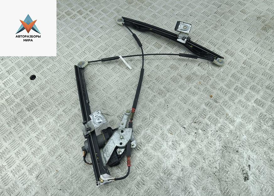 стеклоподъемник электрический передний левый Ford Mondeo 3 поколение 2001, 1.8 л., бензин, МКПП, синий, универсал - фото №1