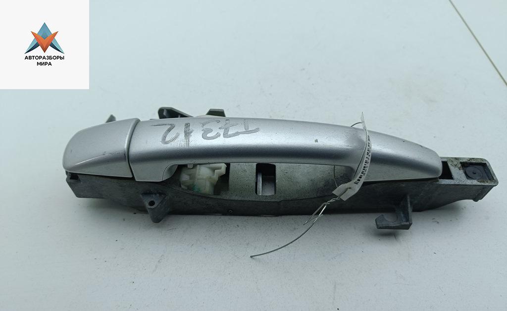 ручка наружная передняя правая Peugeot 407 1 поколение 2004, 2.2 л., бензин, МКПП, серый, седан, 9653401580 - фото №1