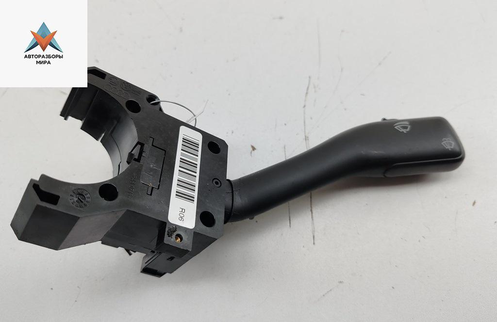 переключатель дворников Volkswagen Passat B5 1999, 1.9 л., дизель, МКПП, синий, седан, 4B0953503E - фото №1