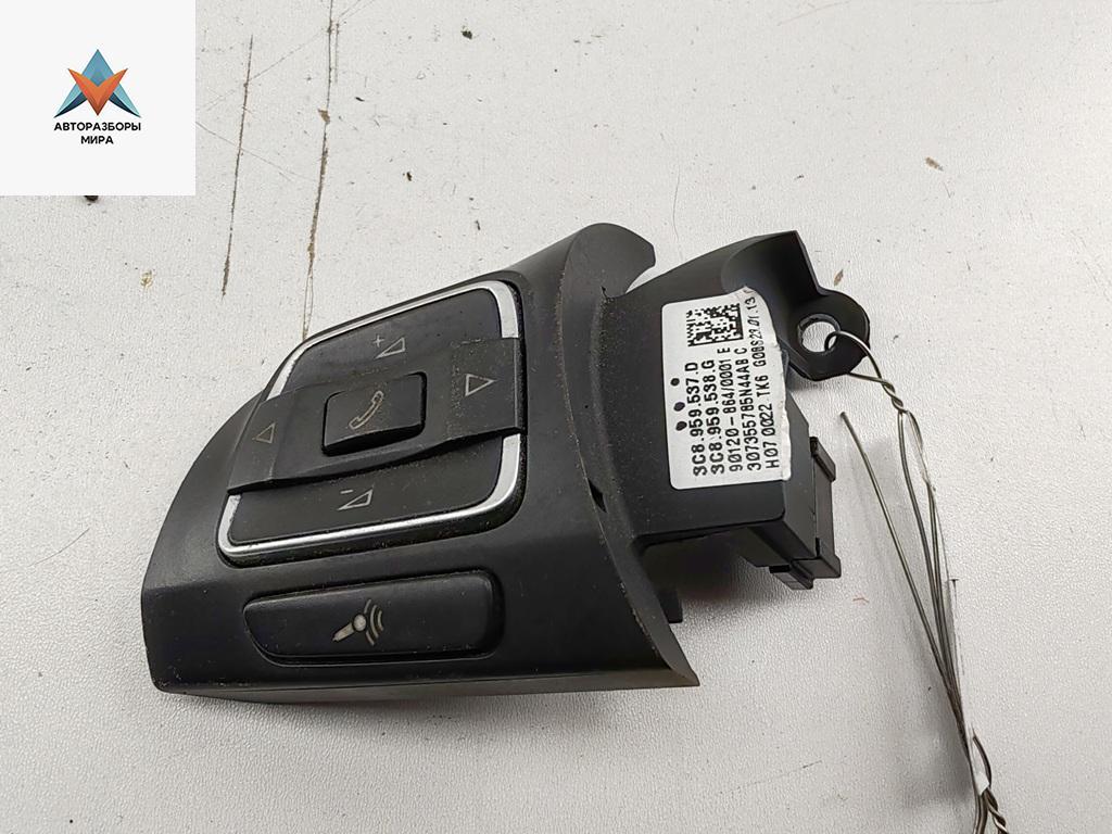 кнопки управления на руле Volkswagen Passat B7 2013, 2.0 л., дизель, МКПП, чёрный, универсал, 3C8959538G - фото №1