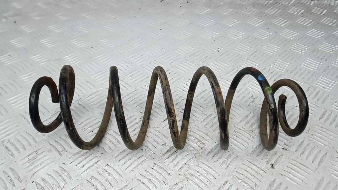 пружина задняя Peugeot 208 1 поколение 2012, 1.6 л., дизель, МКПП, хетчбэк 5 дв. - фото №1