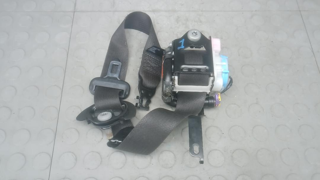 ремень безопасности Opel Insignia 2 поколение (B) 2017, 1.6 л., дизель, МКПП, хетчбэк 5 дв. - фото №1