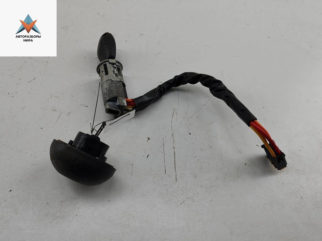 замок зажигания Dacia (Renault) Logan 2007, 1.5 л., дизель, МКПП, серый, универсал - фото №1