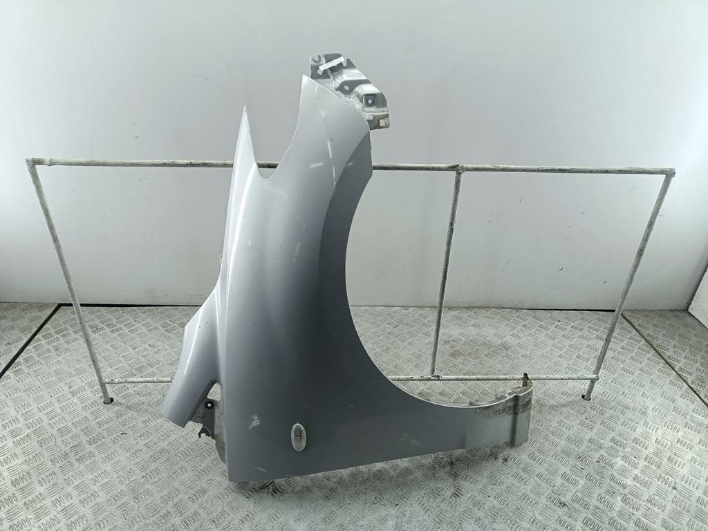 крыло переднее правое Mazda 5 2006, 2.0 л., дизель, МКПП, серый, минивэн