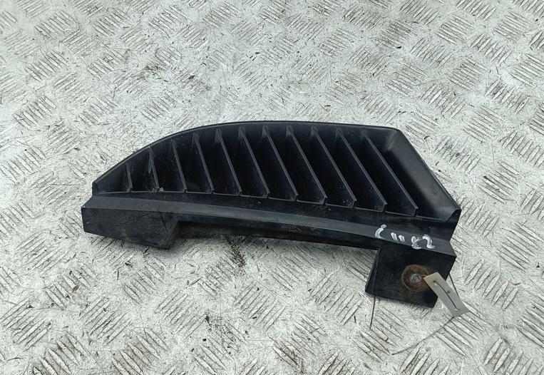 решетка радиатора Mitsubishi Colt 2005, синий, хетчбэк 5 дв., MN127773