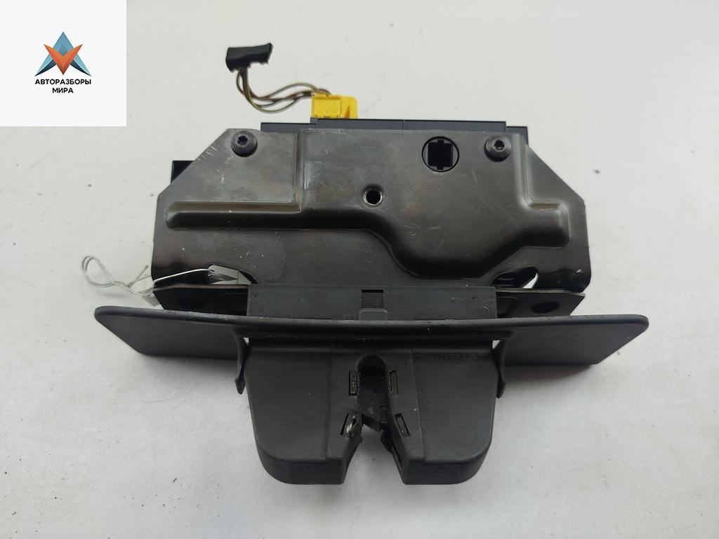 замок багажника Opel Vectra C 2004, хетчбэк 5 дв., 13178192 - фото №1