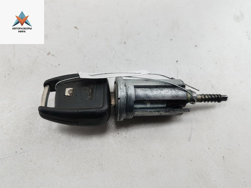 замок зажигания Opel Astra G 2002, 2.2 л., дизель, МКПП, серый, хетчбэк 5 дв., 13107754 - фото №1