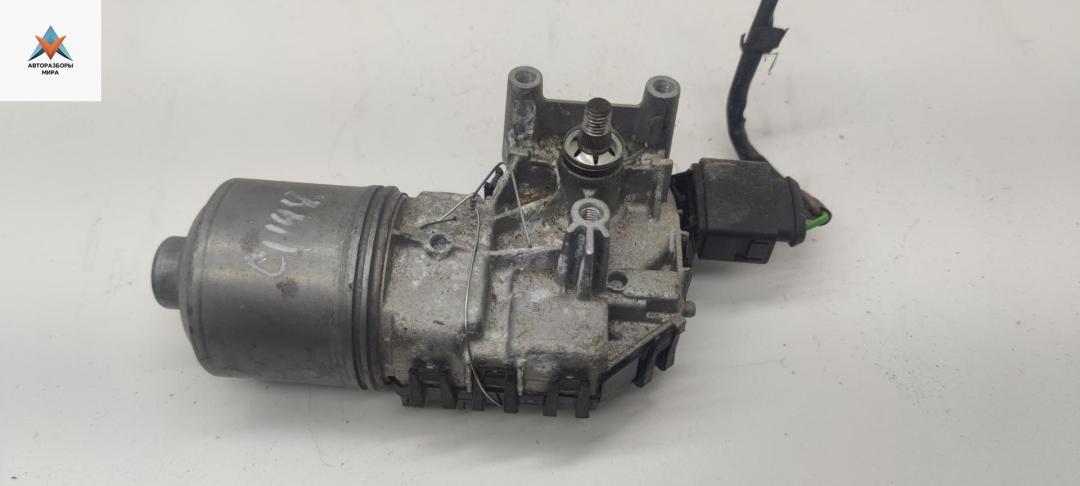 моторчик передних стеклоочистителей (дворников) Audi A4 B6 2002, 1.9 л., дизель, МКПП, серый, универсал, 8E1955119 - фото №1