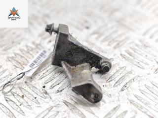 кронштейн (крепление) Opel Astra F [рестайлинг] 1997, 1.6 л., бензин, МКПП, серый, хетчбэк 5 дв.